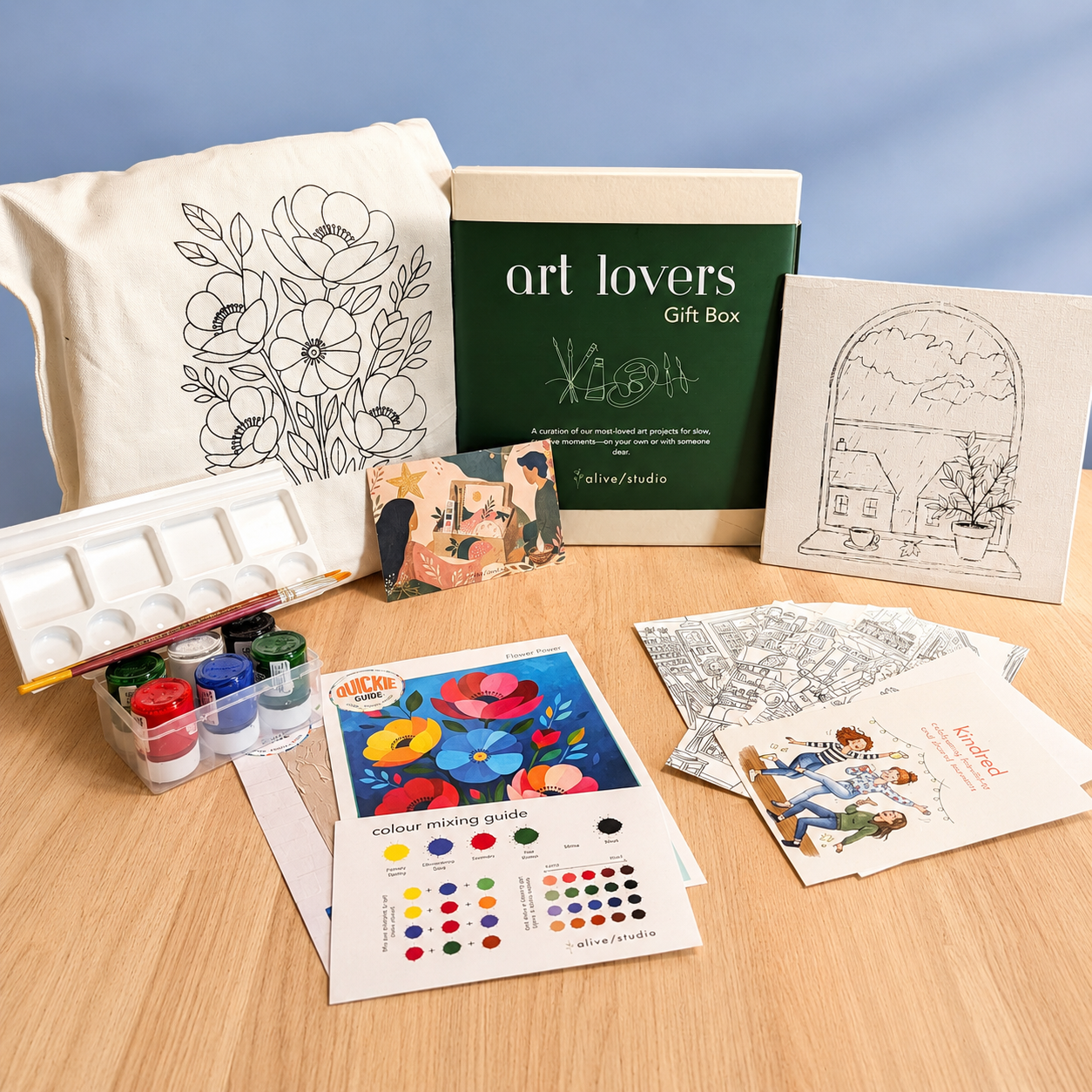 Art Lovers Gift Box with tote and canvas painting projects, illustrated postcards and painting supplies