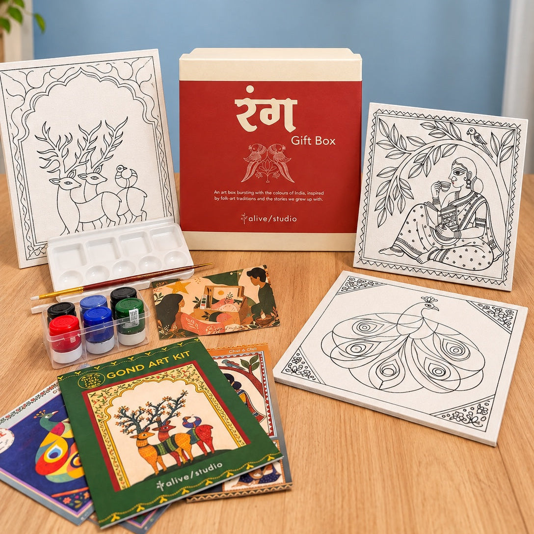 Rang Gift Box with three folk-art painting projects and shared painting supplies