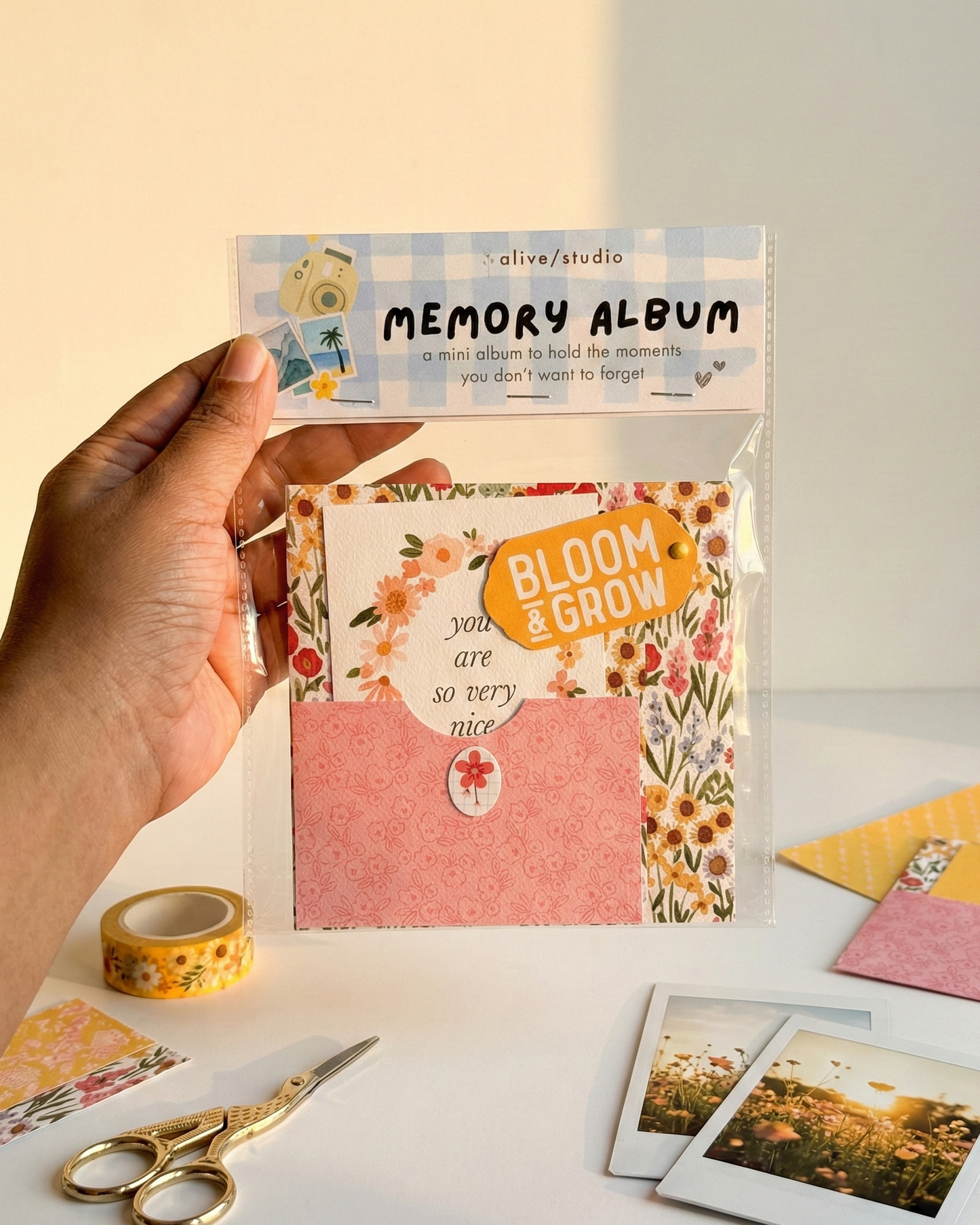 Memory Album craft project included in the Feelin' Alive Gift Box