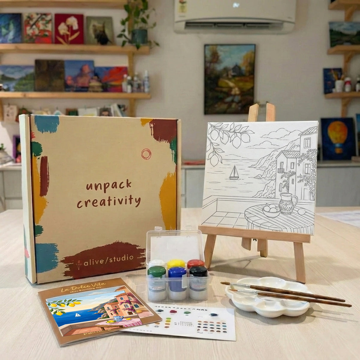 La Dolce Vita - What's Inside the Painting Kit Box